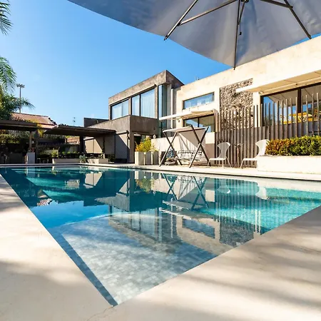 Sciara Biscari 4*